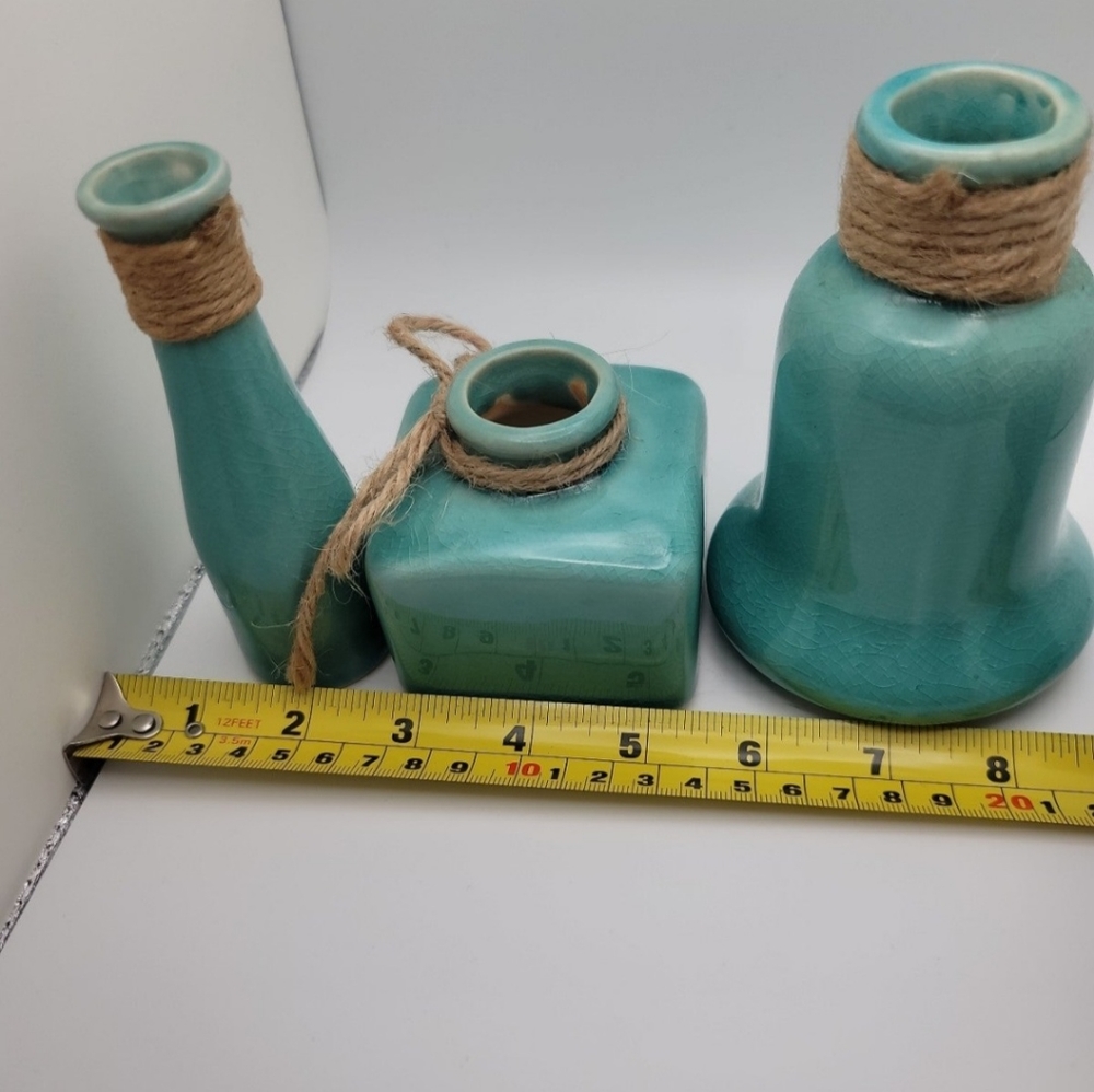 Turquoise mini Vases - Picture 6 of 12